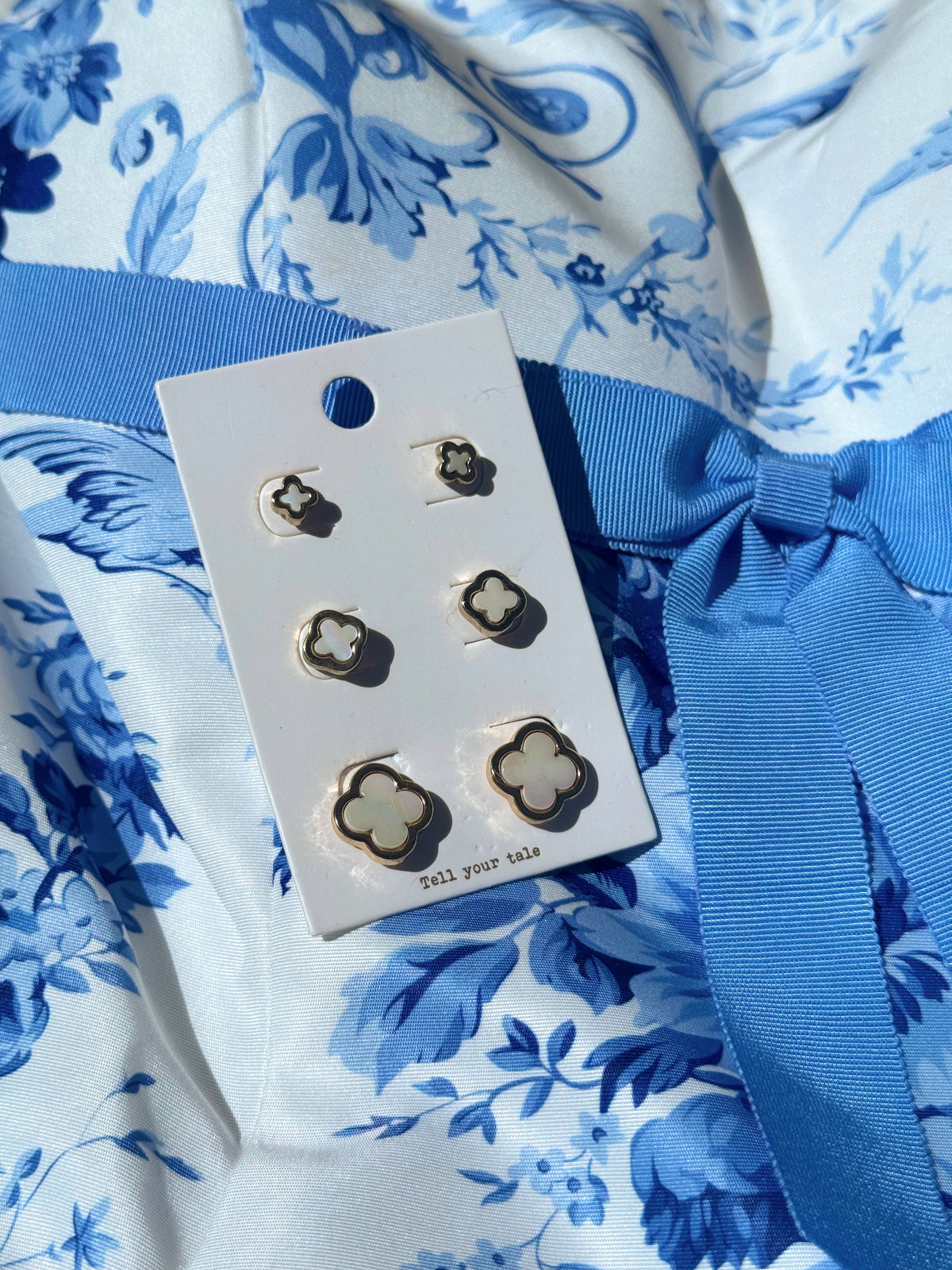 White Stud Pack
